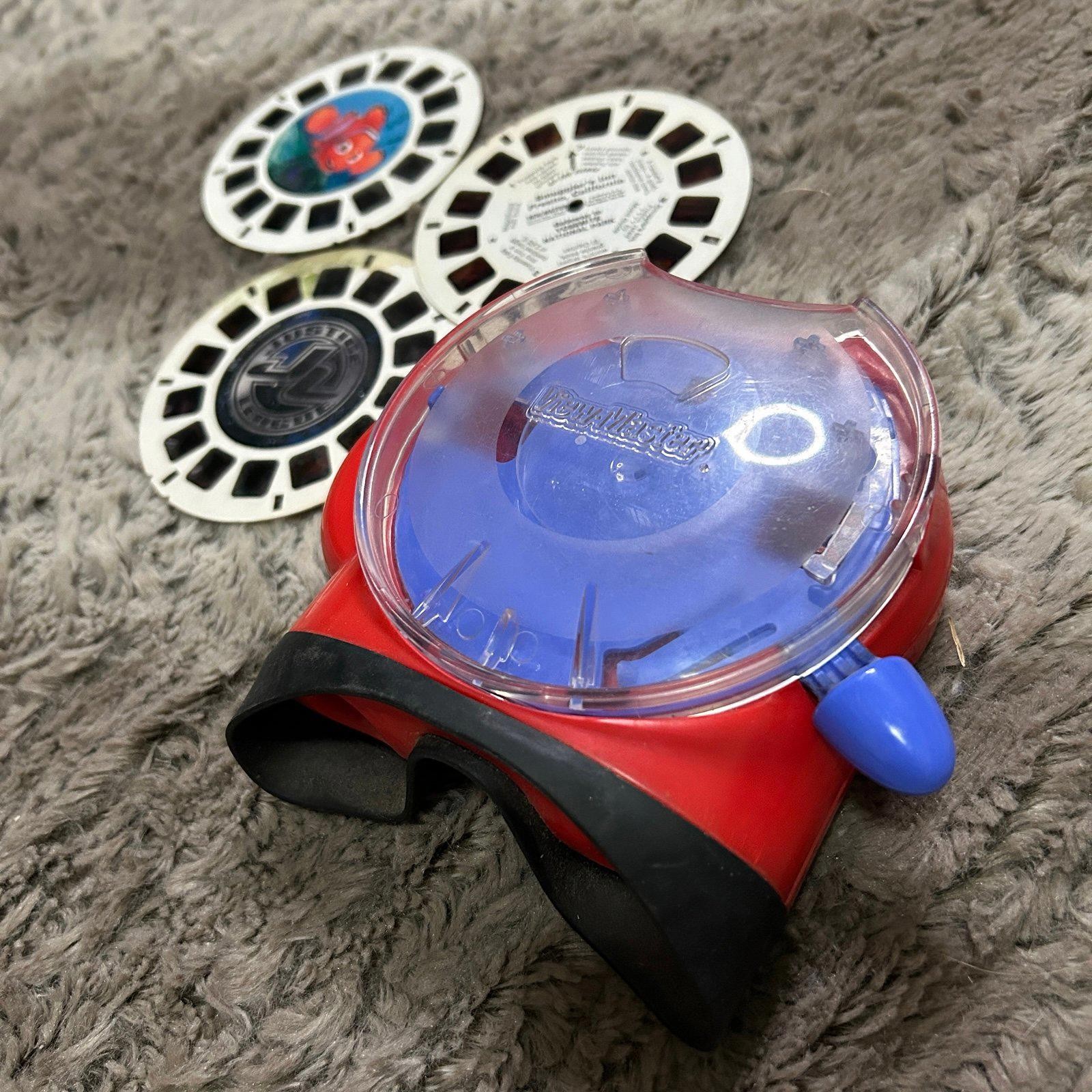 Vintage 2000s Fisher-Price View Master 3D Photo Viewer Red Blue w 3 Reels WORKS