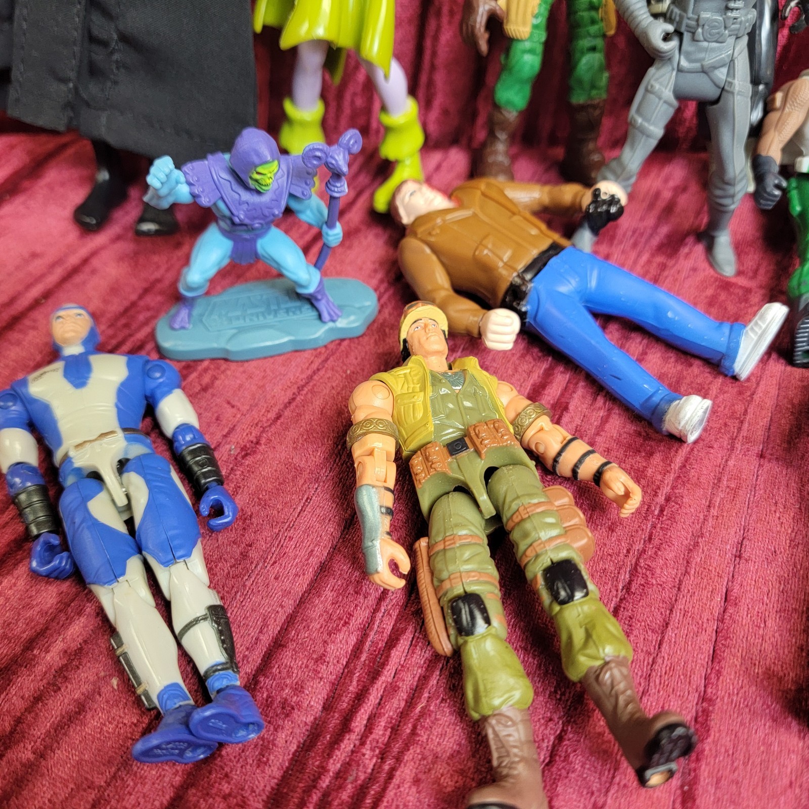 Vintage Toy TOYS Lot ACTION FIGURE AS FOUND HEMAN HERO SPIDEY GI JOE MIXED +