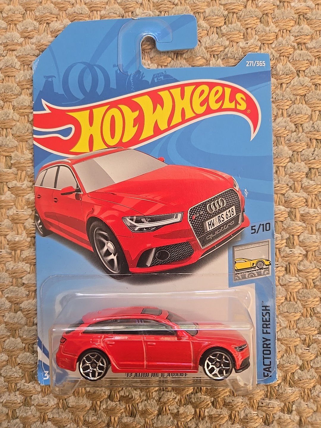 Hot Wheels 🔥🛞’17 Audi RS 6 Avant 2017 Factory Fresh #271/365