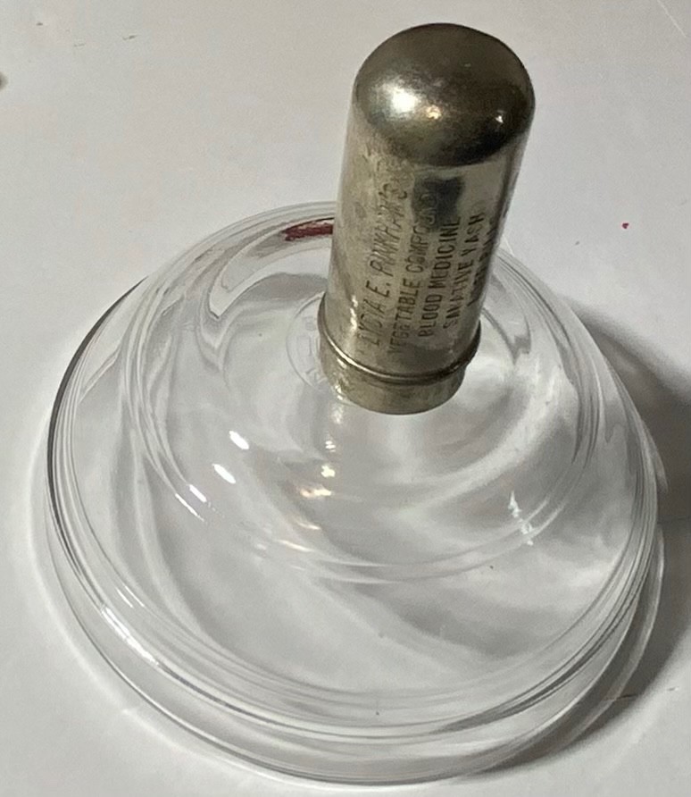VTG Junk Drawer Lot Assemblage Art Mixed Media Crafts 2.5# Metal Seashells Glass