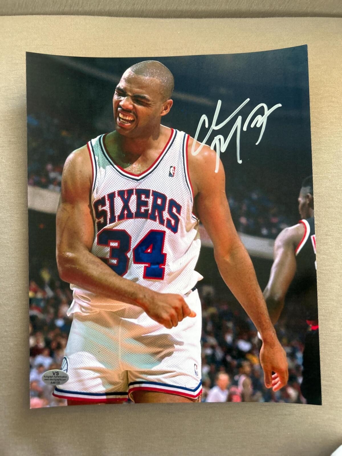 Charles Barkley Signed Autographed Philadelphia 76ers 8×10 Photo COA