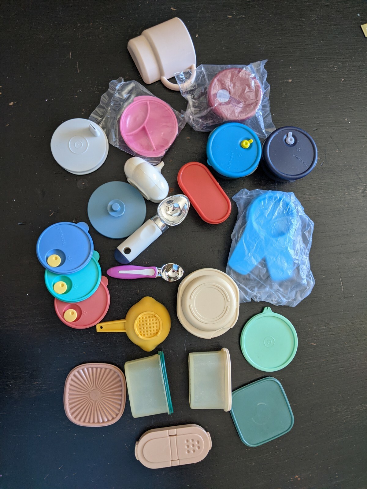 21 Magnets Tupperware Lot #2