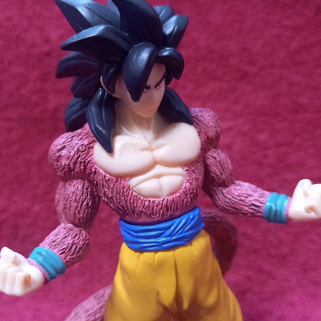 Dragon Ball GT (Real Works) Super Saiyan 4 Son Goku Figure
