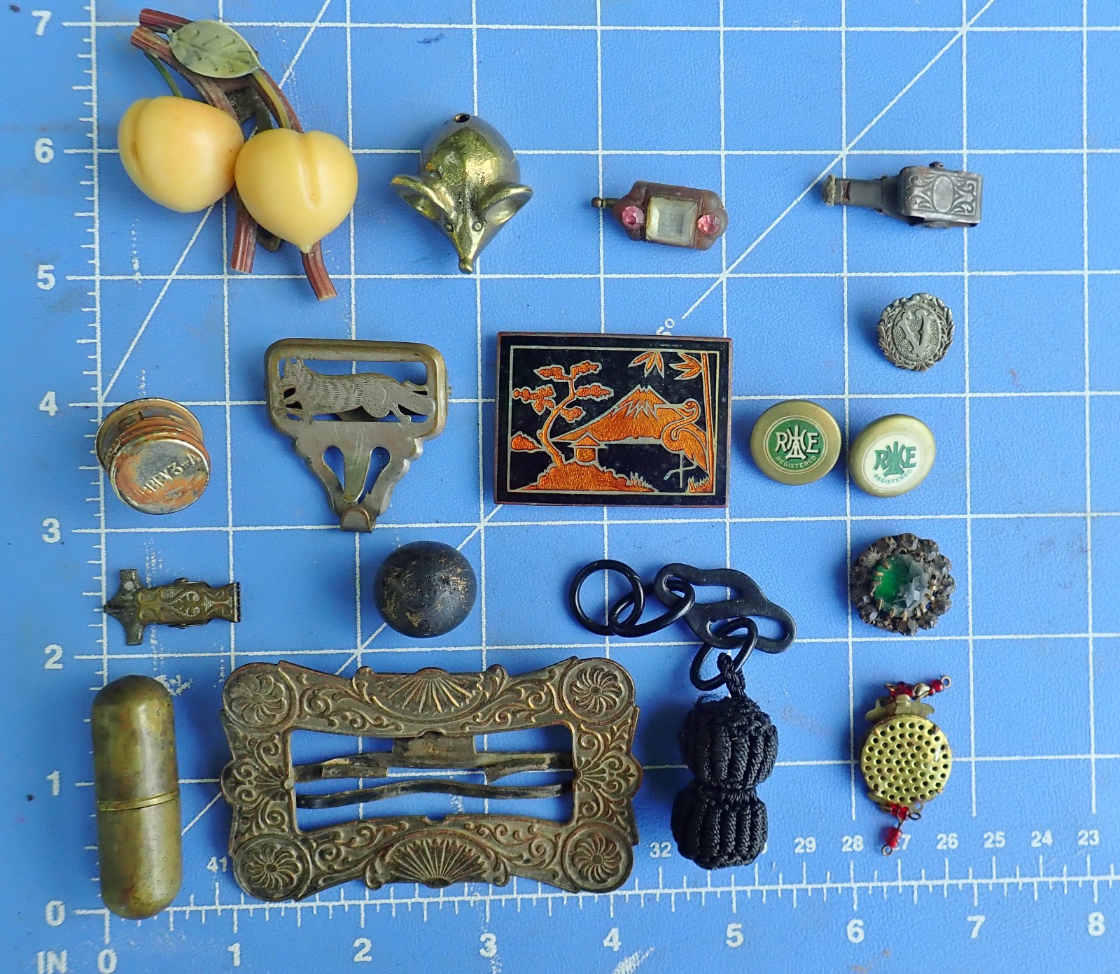 Vtg ESTATE Find! Lot 17 vtg Drawer JEWELRY perfume bracelet piece, overall cli