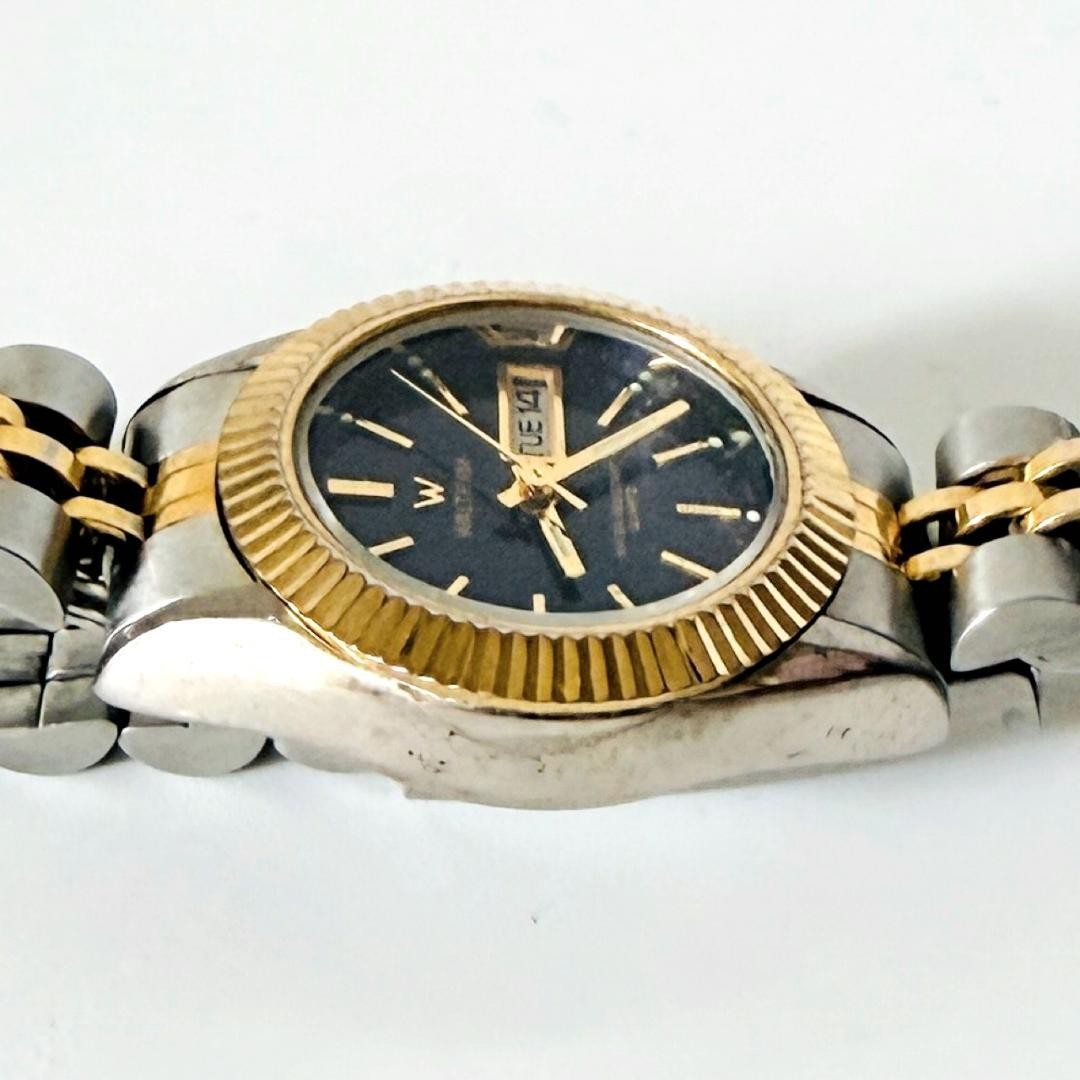 [Luxury pocket watch] Good condition Waltham 1990s Quartz Ladies