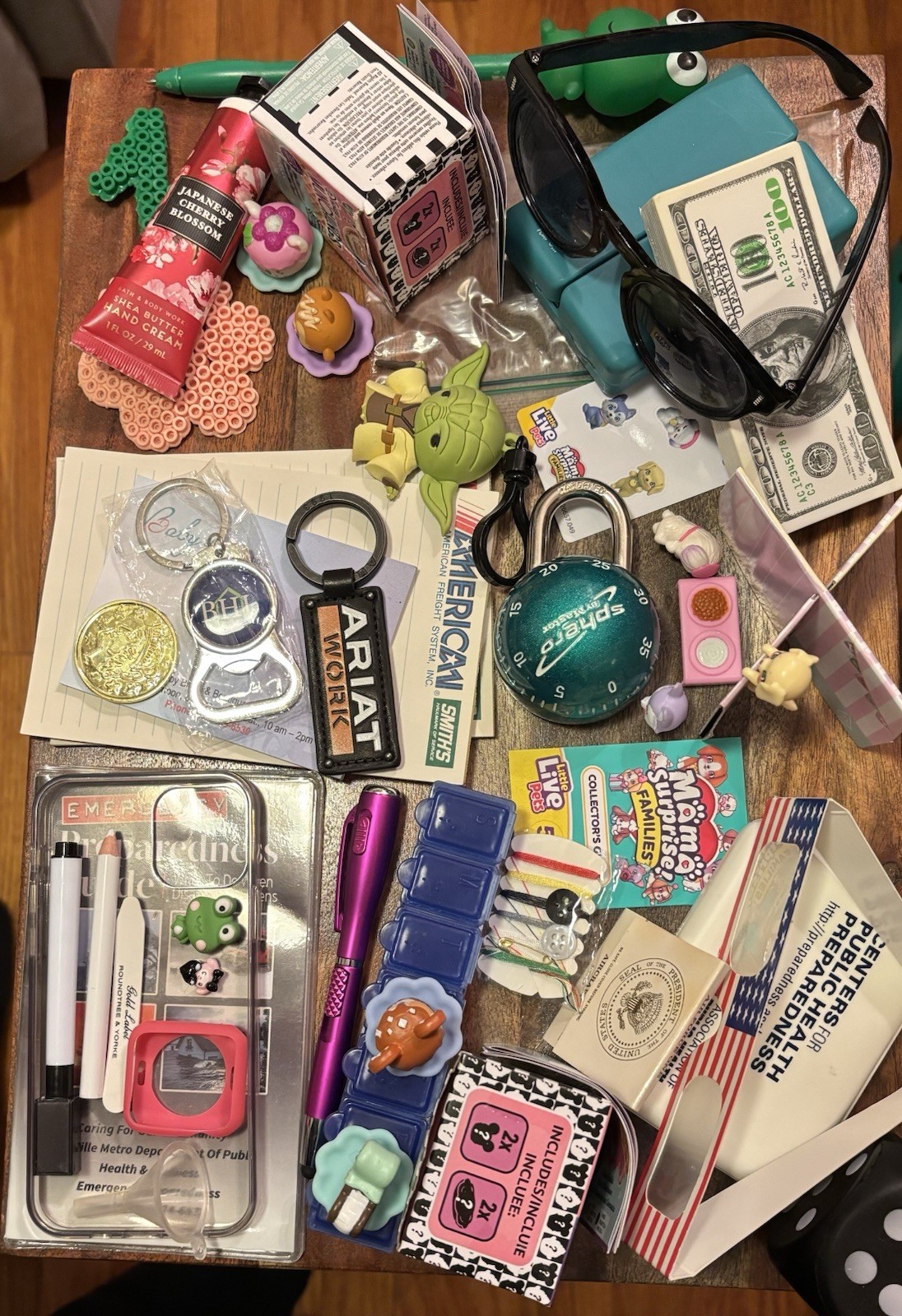 Junk Drawer Lot: Munchlings Disney Yoda Star Wars Ariat Keychains 51+ Items