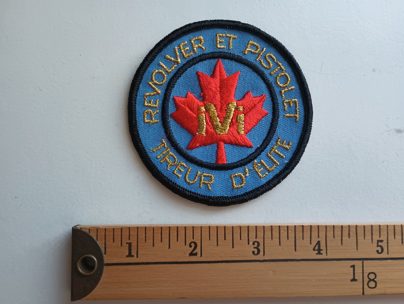 80S IVI VALCARTIER QUEBEC AMMO REVOLVER PISTOL SHOOTING FRENCH AWARD PATCH CREST