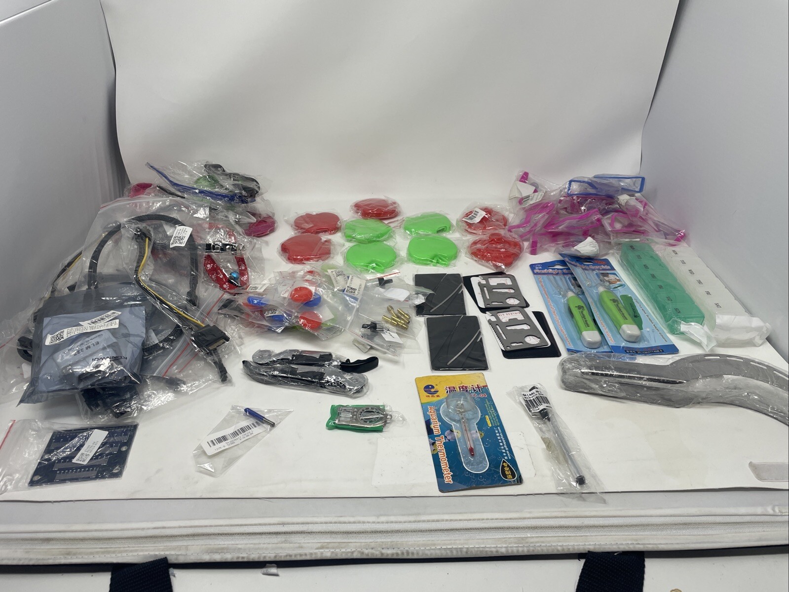 Wholesale Resale Lot New Kitchen Electronics Pet Camping Games Mix