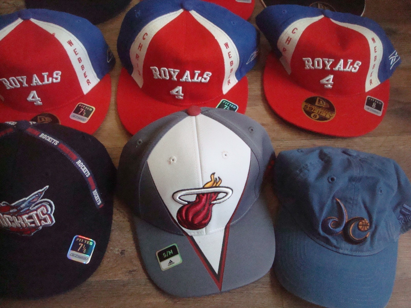12HAT NEW REEBOK NBA FITTED 90S WHOLESALE LOT HATS 00S Y2K VINTAGE FITTED