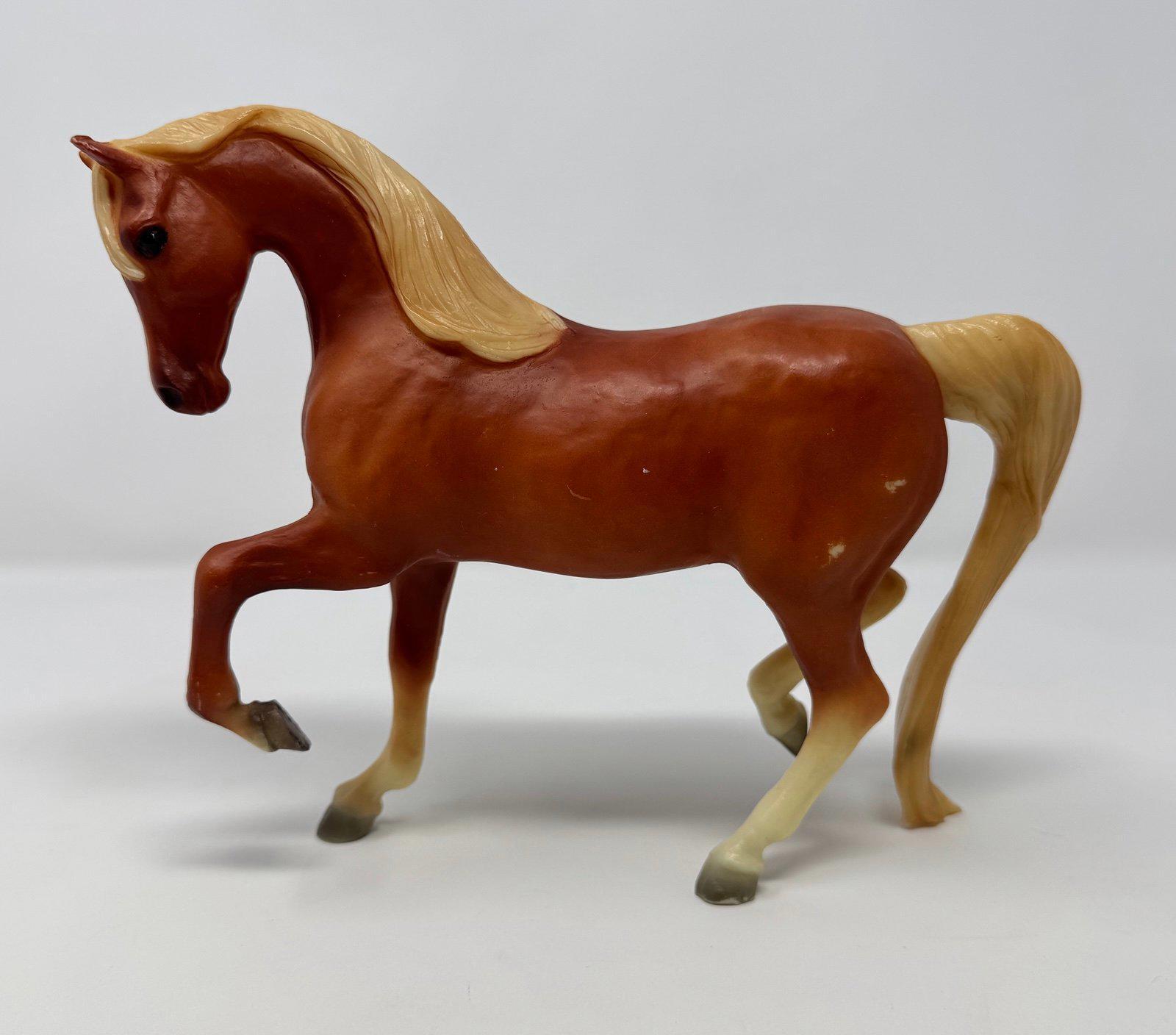 Breyer Traditional Model Horse PRANCING ARABIAN MARE #426 Lady Roxana Sorrel