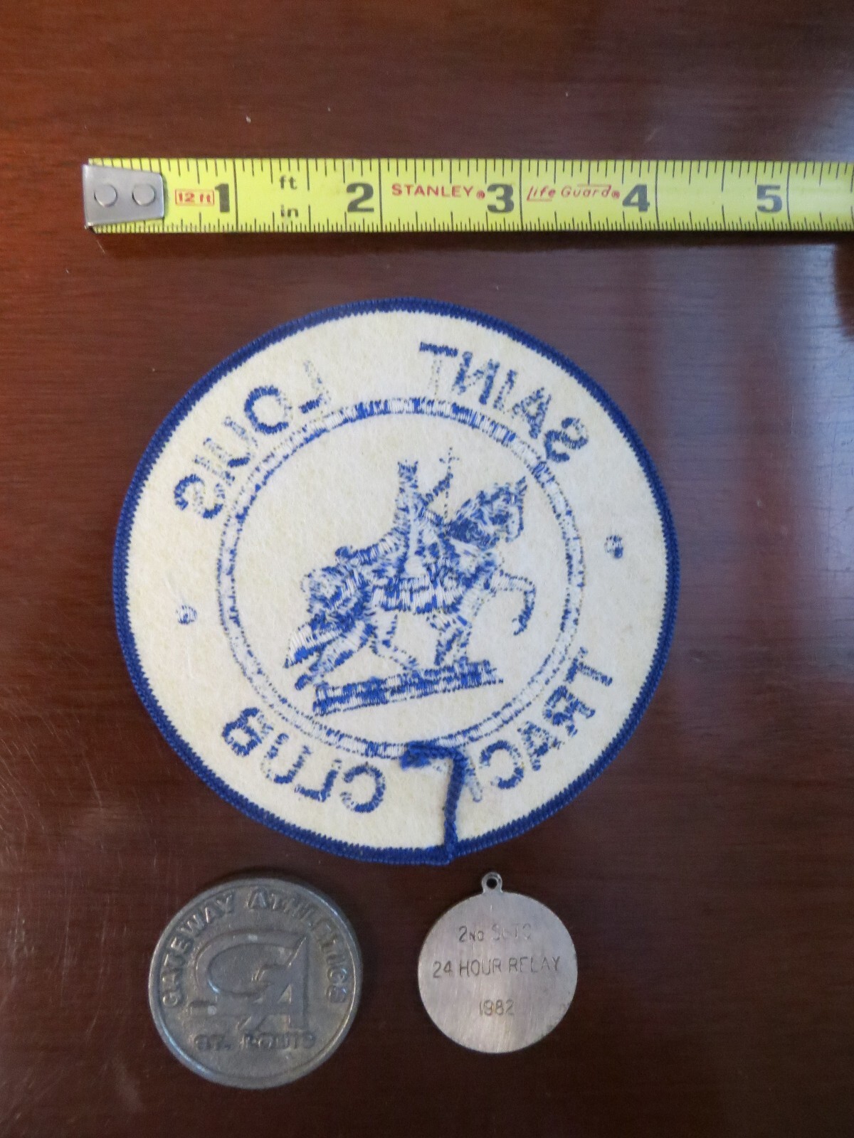 Vintage Lot Road Runners Club of America Medallion St. Louis Track Club Patch