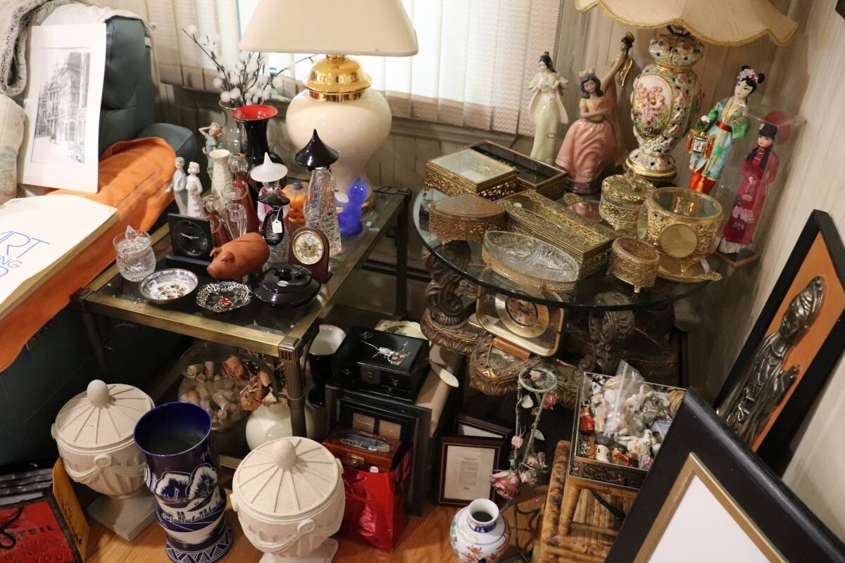 20 Pounds “Junk Drawer”- Estate sale, old & new mix items-in a Bulk #GH67