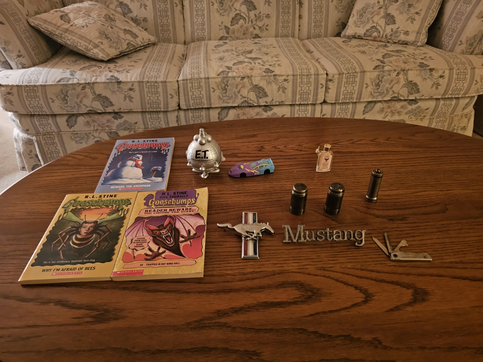 Estate/Junk Drawer Lot (RC-2) – Vintage Toys, Books, Antiques & More!