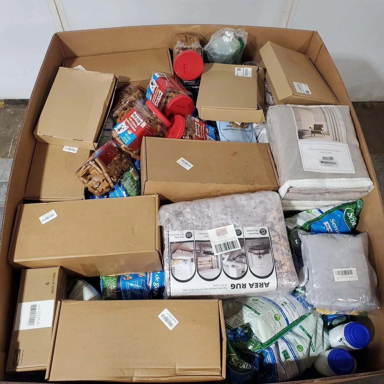 Mystery Reseller Bundle – Assorted New Merchandise High Value Mix – Medium