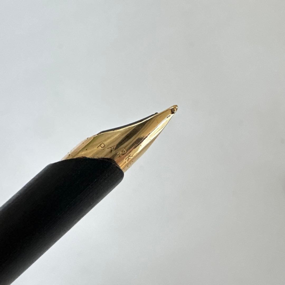 Vintage PARKER Arrow Fountain Pen Black Gold