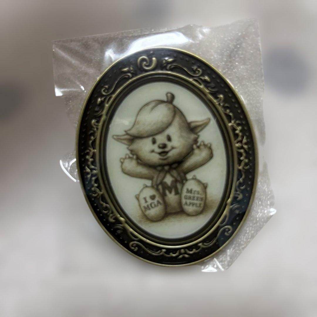 Mrs.GREEN APPLE Memel Pins BABEL no TOH concert collectible used