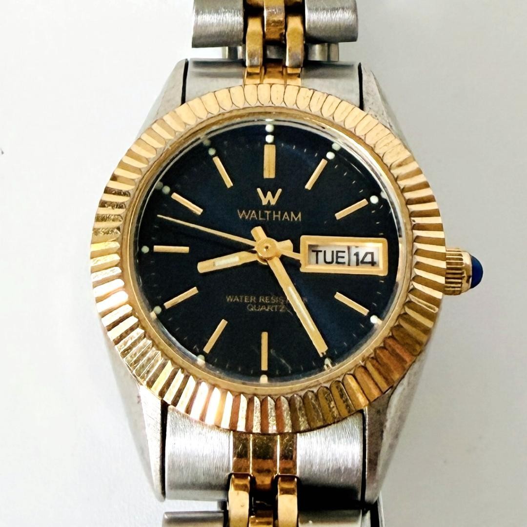 [Luxury pocket watch] Good condition Waltham 1990s Quartz Ladies