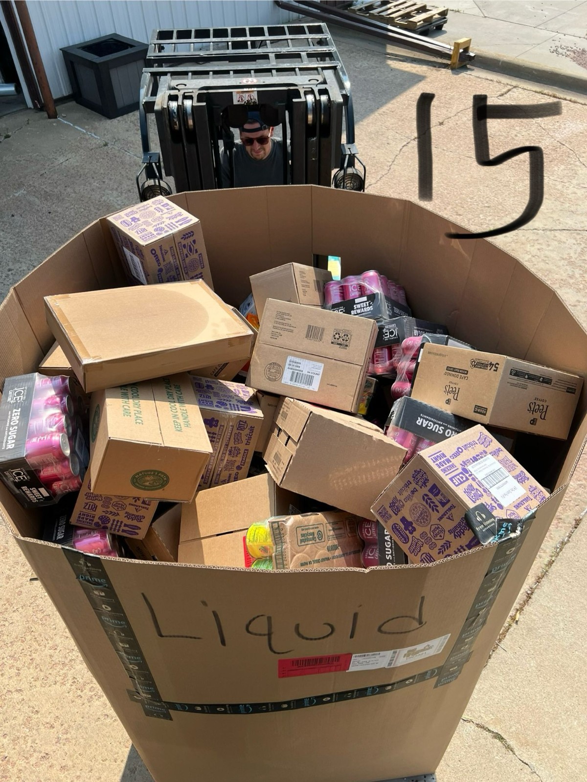 50 PCS – MYSTERY BOXES!!! LIQUIDATION BRAND NEW (( LARGE BOX )) Amazon Products!