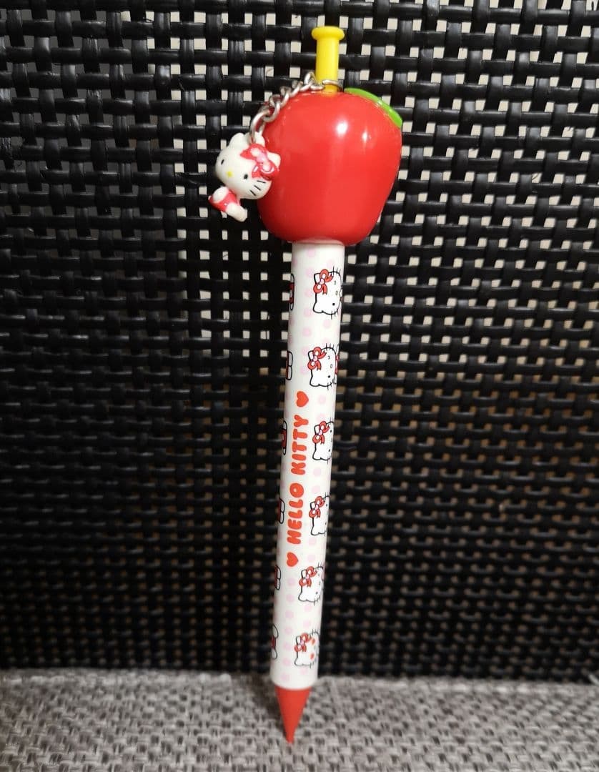 Rare Hello Kitty Apple Ribbon Mechanical Pencil 2009 Sanrio Collectible