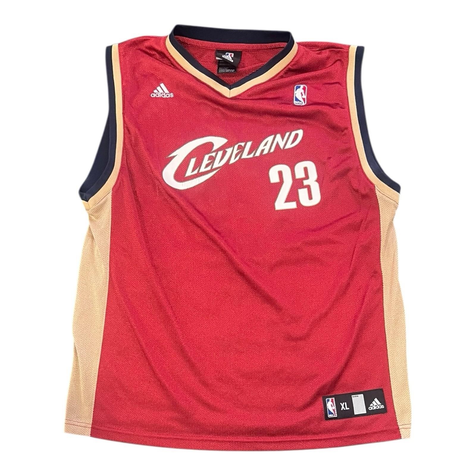 VTG Lebron James Cleveland Cavaliers Adidas Away Jersey Size Youth XL (18-20)