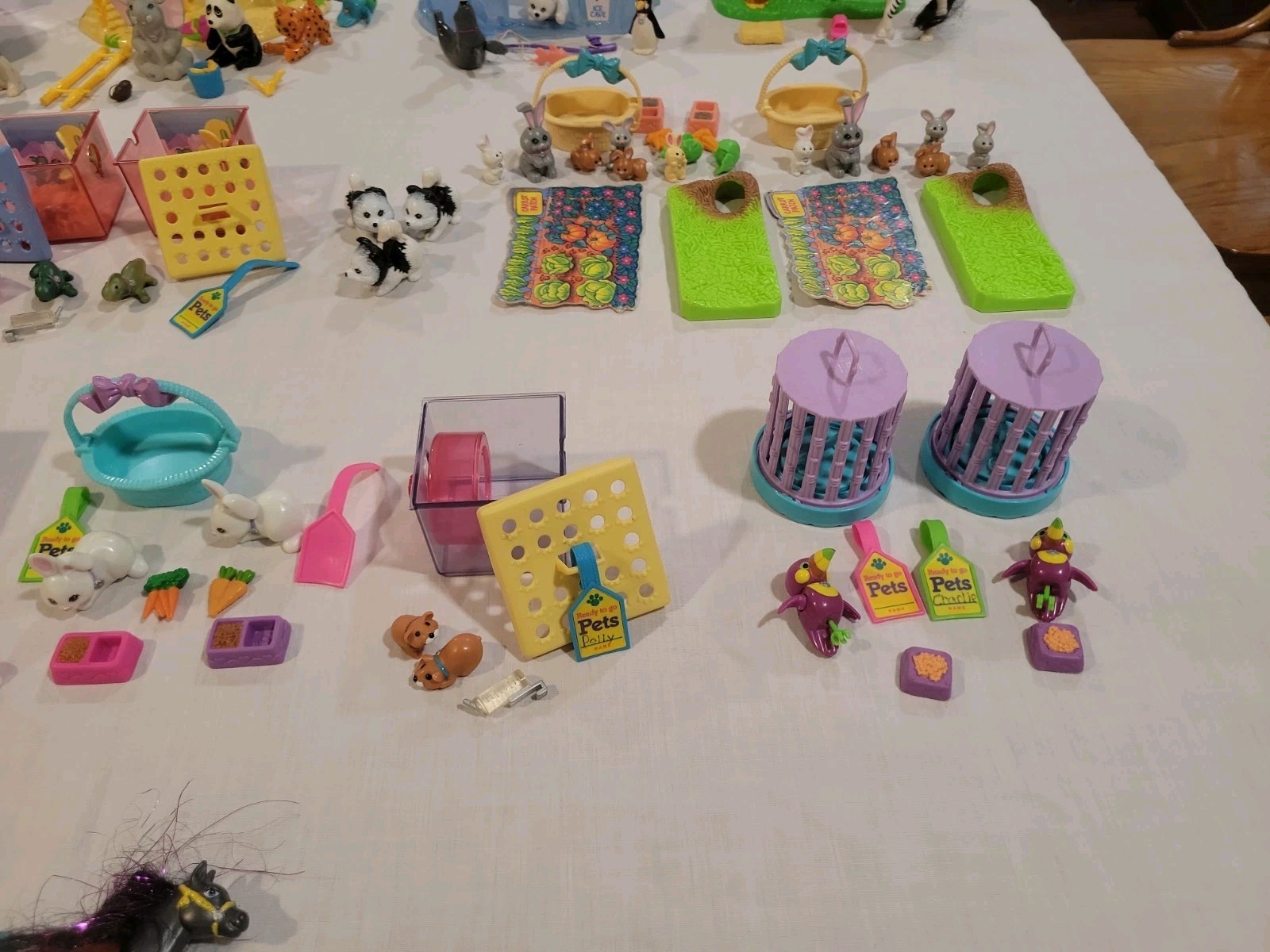 Littlest Pet Shop Kenner/Hasbro 33 Sets (Not All Complete)-Xtra Pets/Accessories