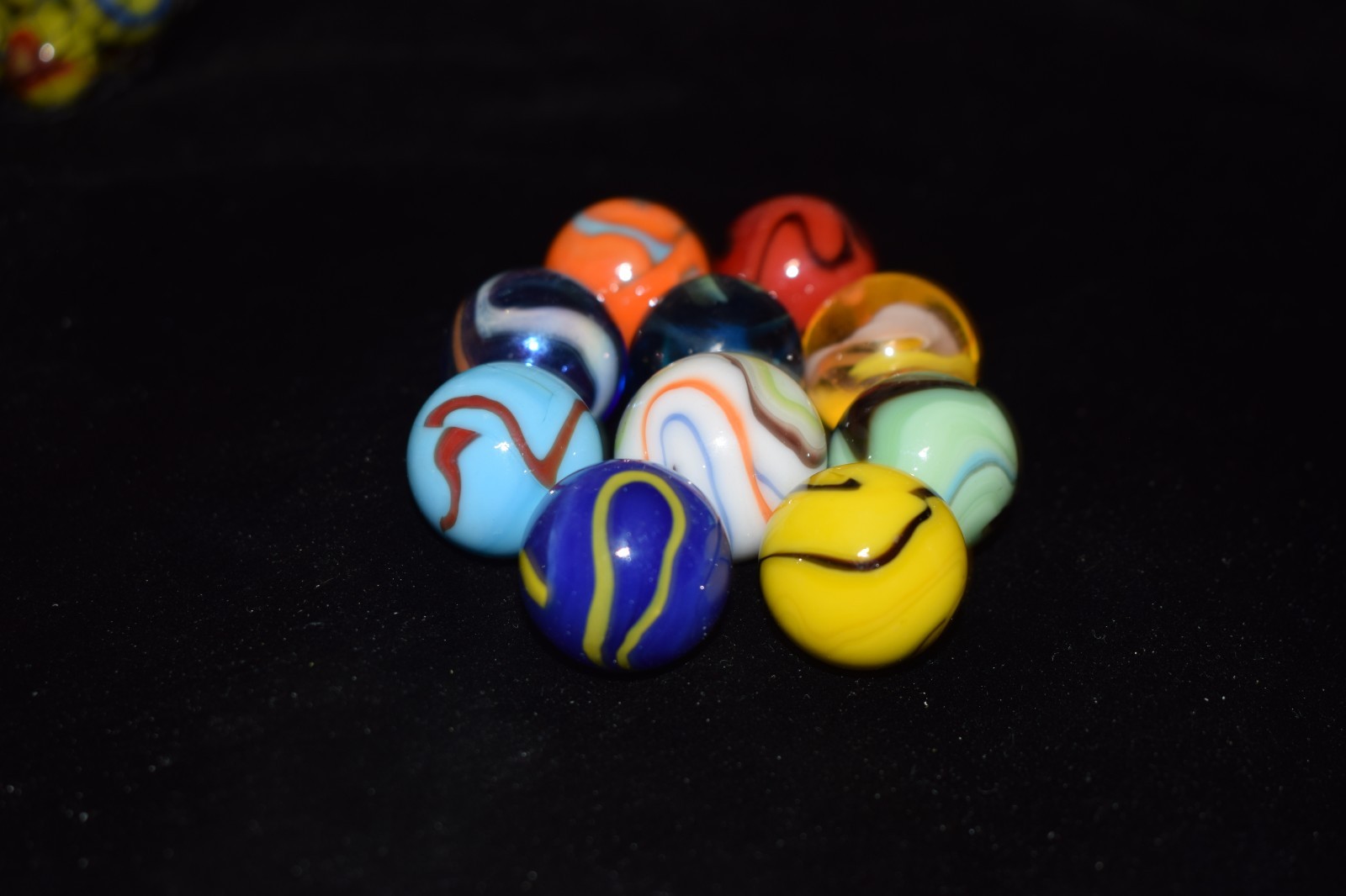 🐔➖⏩ Lot of 10 VACOR colorful swirls collector’s marbles shooter🎯size .875″ M