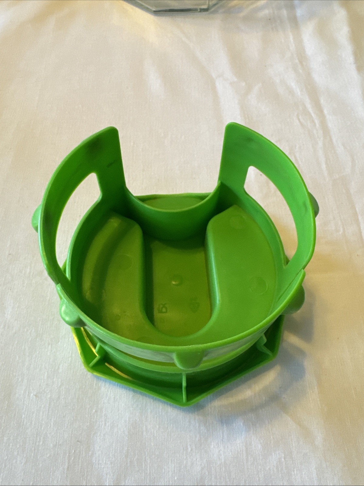 Vintage Pasabahce Turkey Clear Glass Pitcher with Green Lid 7 Sides 9″
