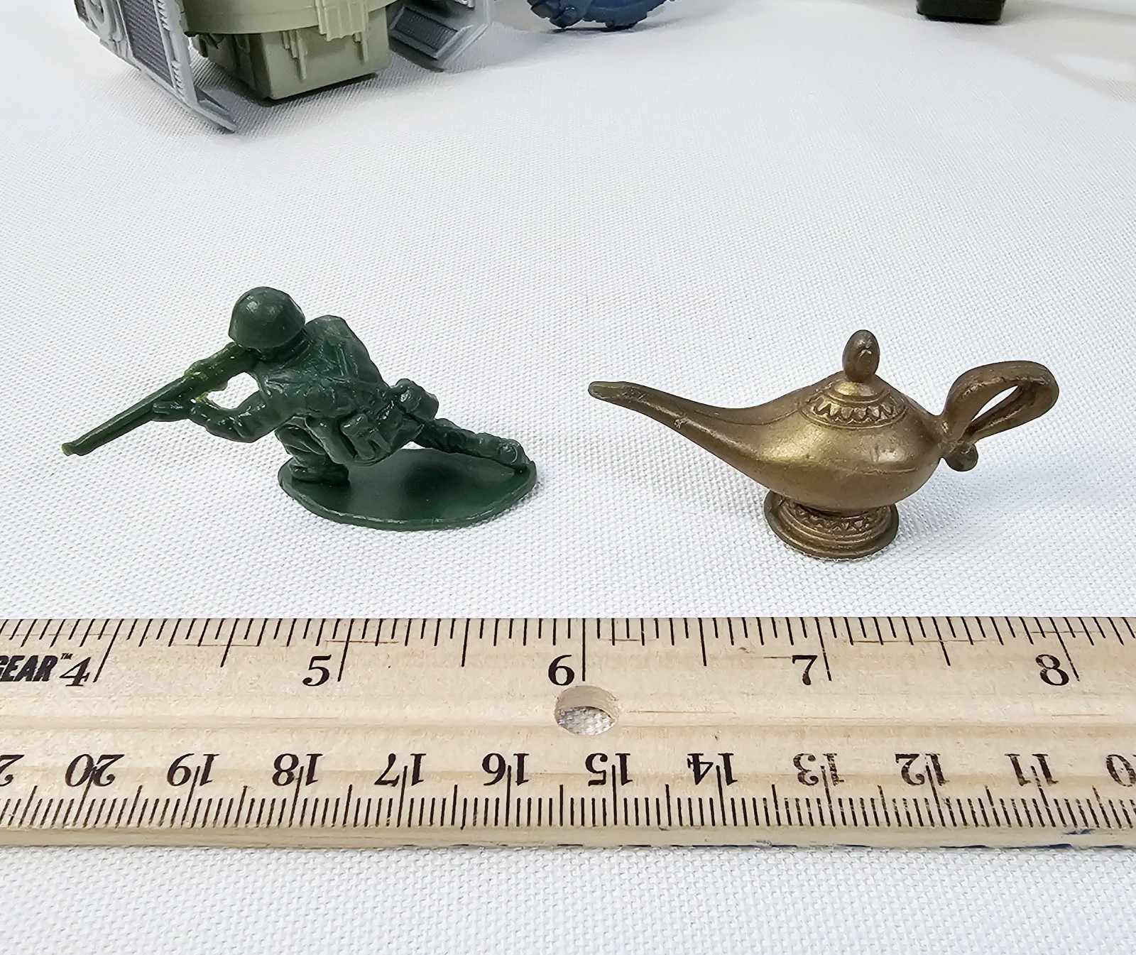 Vintage 1990s 2000s Toys Burger King Disney Barbie Kelloggs Accessories Lot 15pc