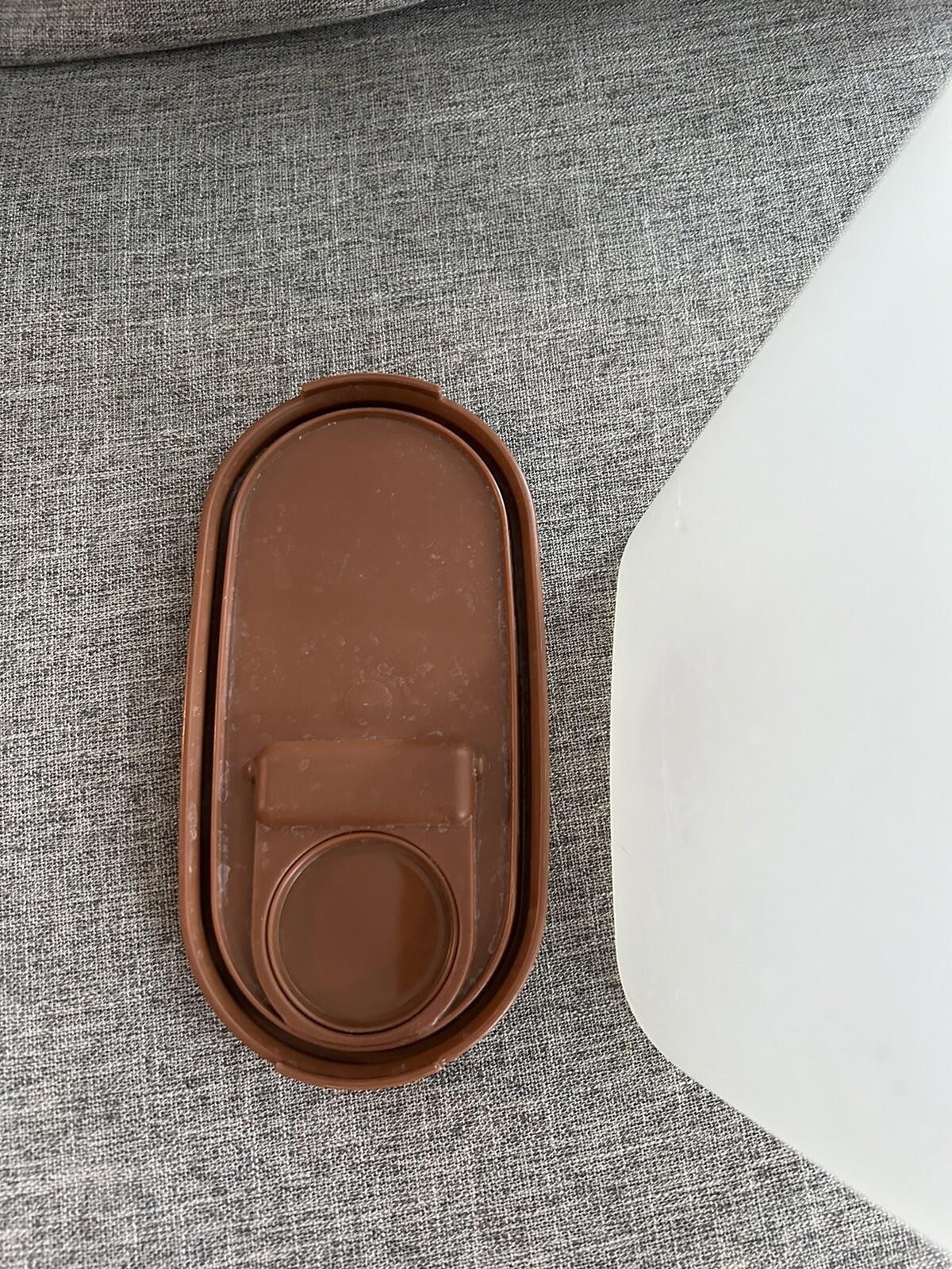 Tupperware 12¼ Cup Oval Modular Mates 5 Container Brown Flip Cereal Lid 1615-14
