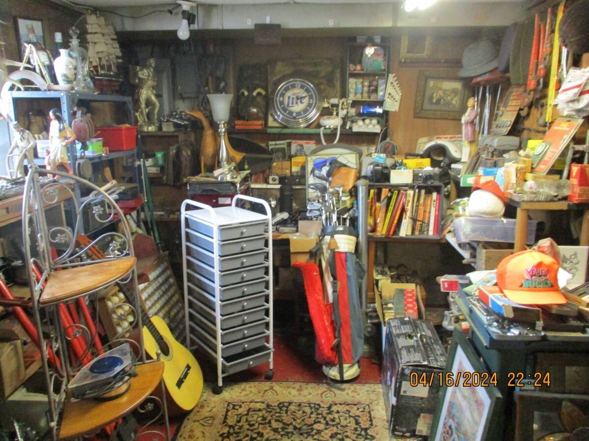 “Bulk Buy Box lots” – 5 pounds “Closing Clearance” old & new assorted items8