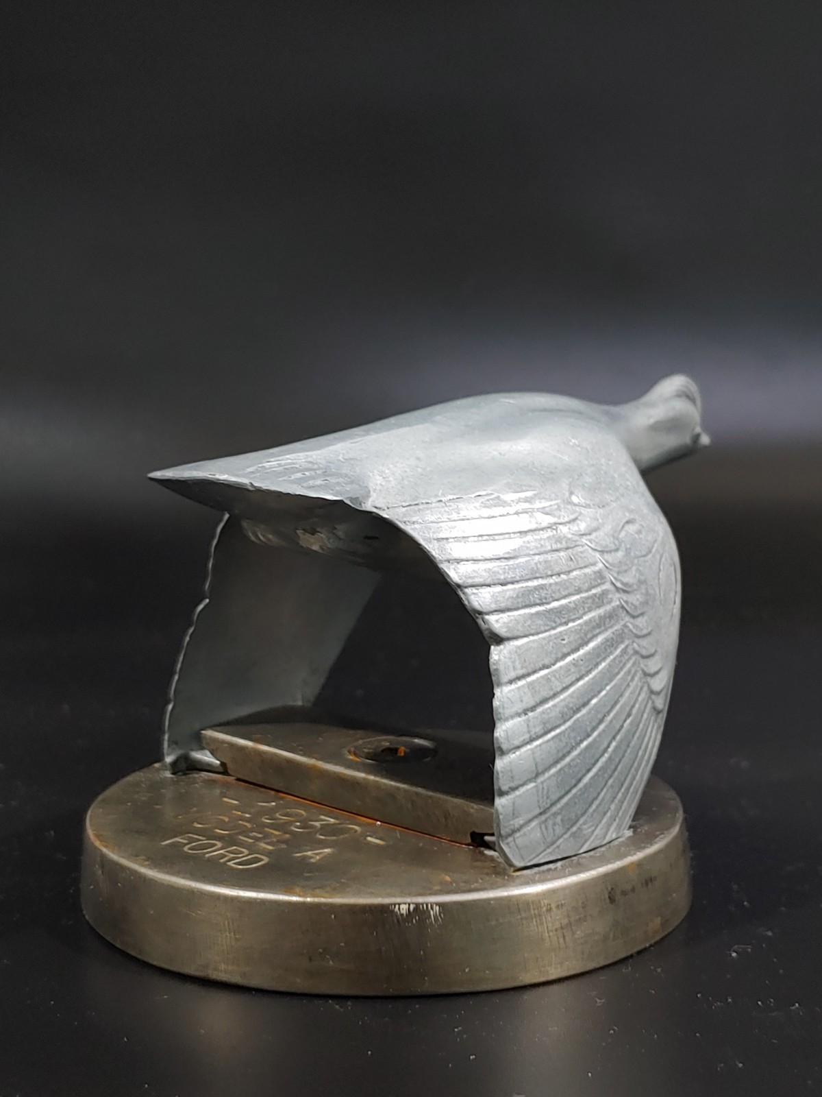 1931 Ford Model A Oldtimer US Car Pewter Sculpture Flying Bird Figurine Emblem