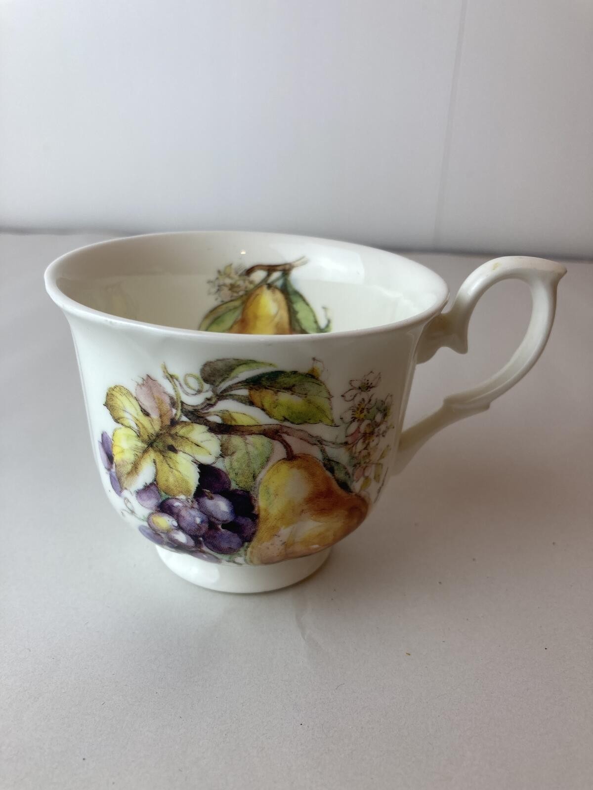 Duchess Bone China Fruit Pattern Teacup Made in England Vtg