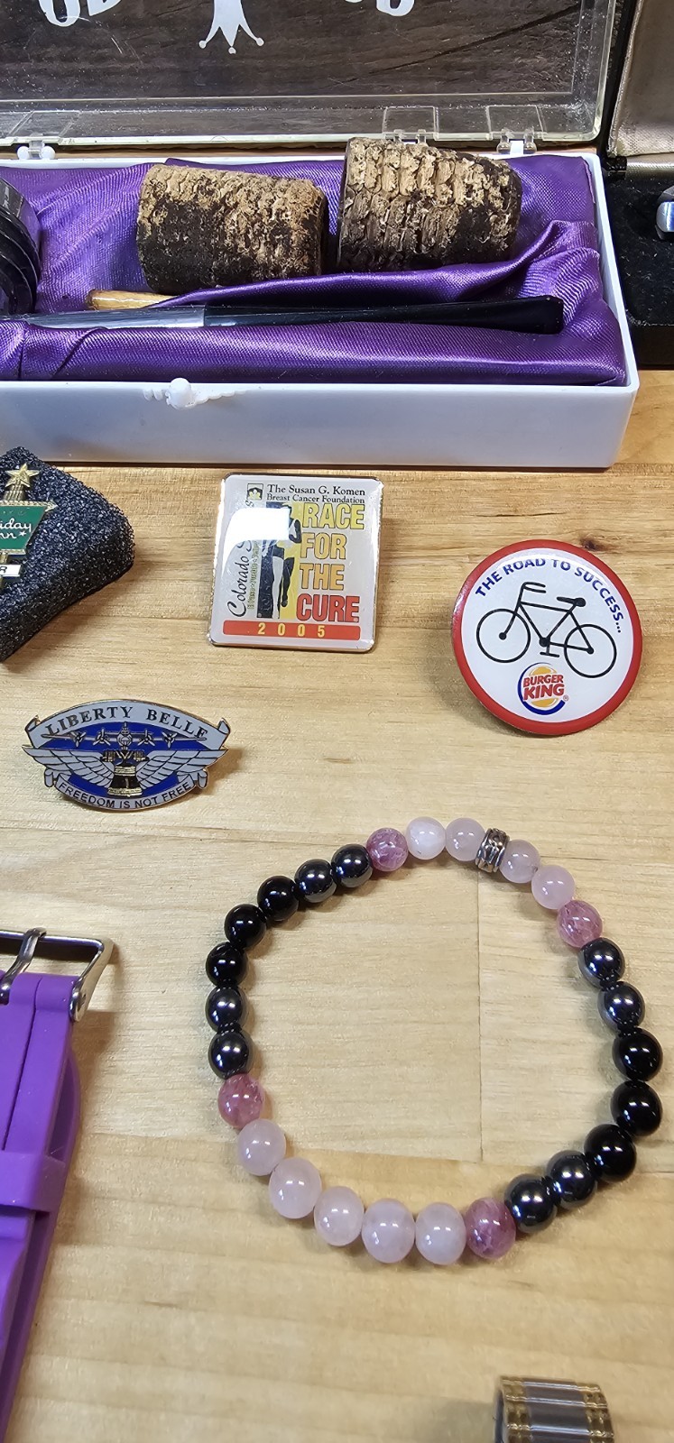 Junk Drawer Lot Miscellaneous Items Vintage To Modern. (225)
