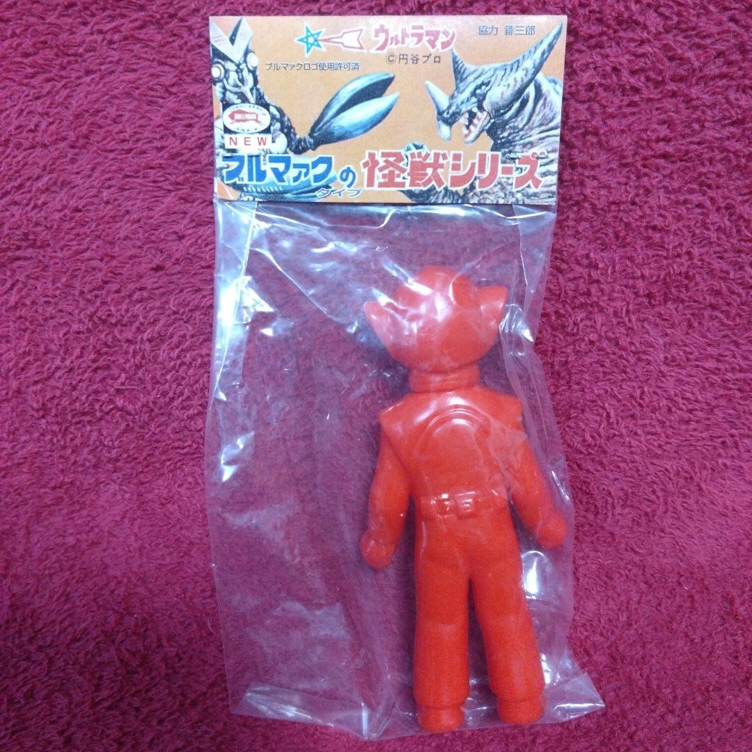 Ultraman Shadow Alien Bullmark Type Monster Series M1 New/Unopened