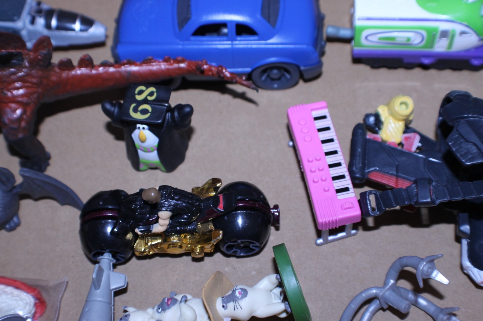 USED / AS-IS / LOOSE / Junk Drawer Mixed small Toys Lot