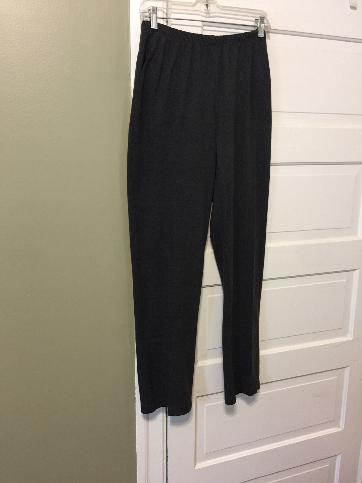 NWT Lands End Pull On Gray Active Pants S 6-8 Womens Stretch Comfortable