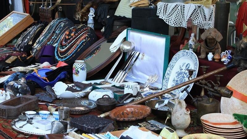 5 pound lot of New & Vintage items- ** see details**-#FT457