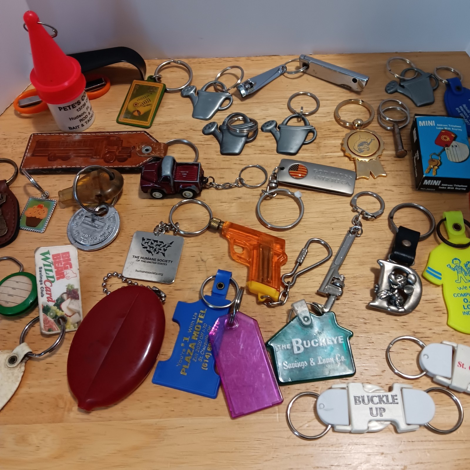 32 Vintage Keychain Lot Advertising Novelty Junk Drawer Estate Find