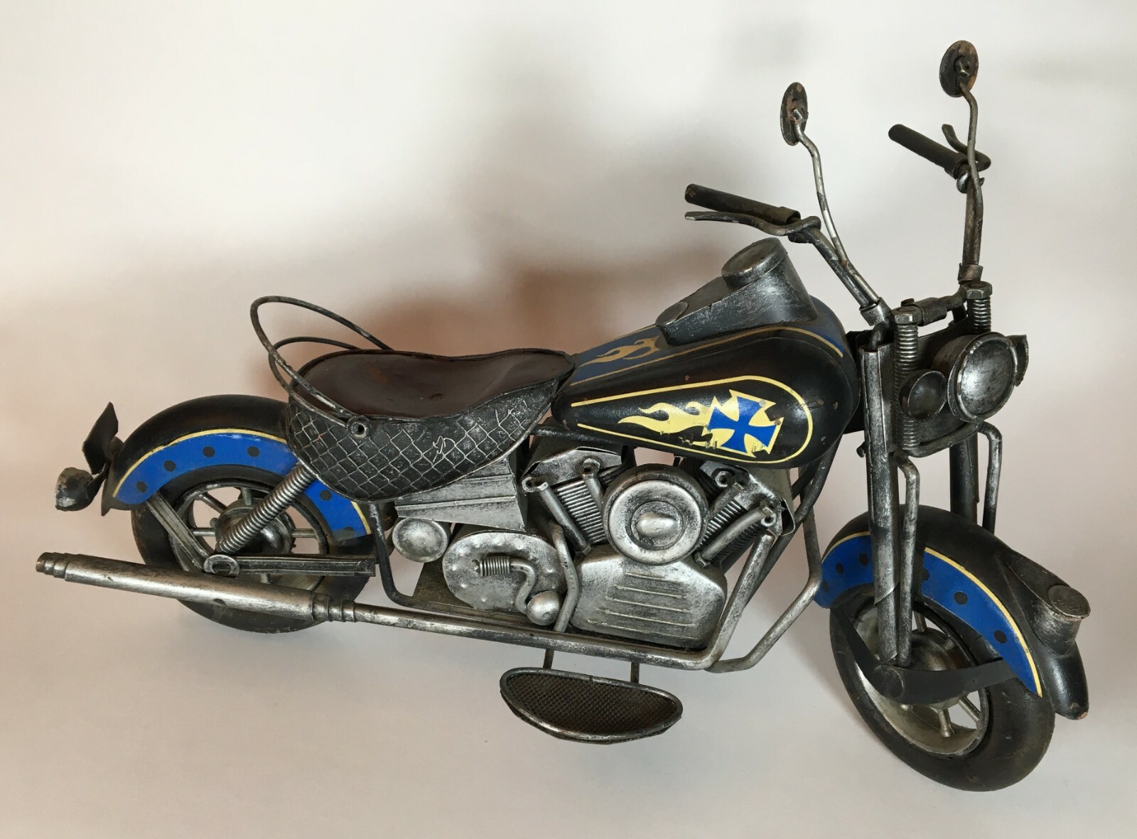 Harley Davidson Metal Model Motorcycle Man Cave Décor