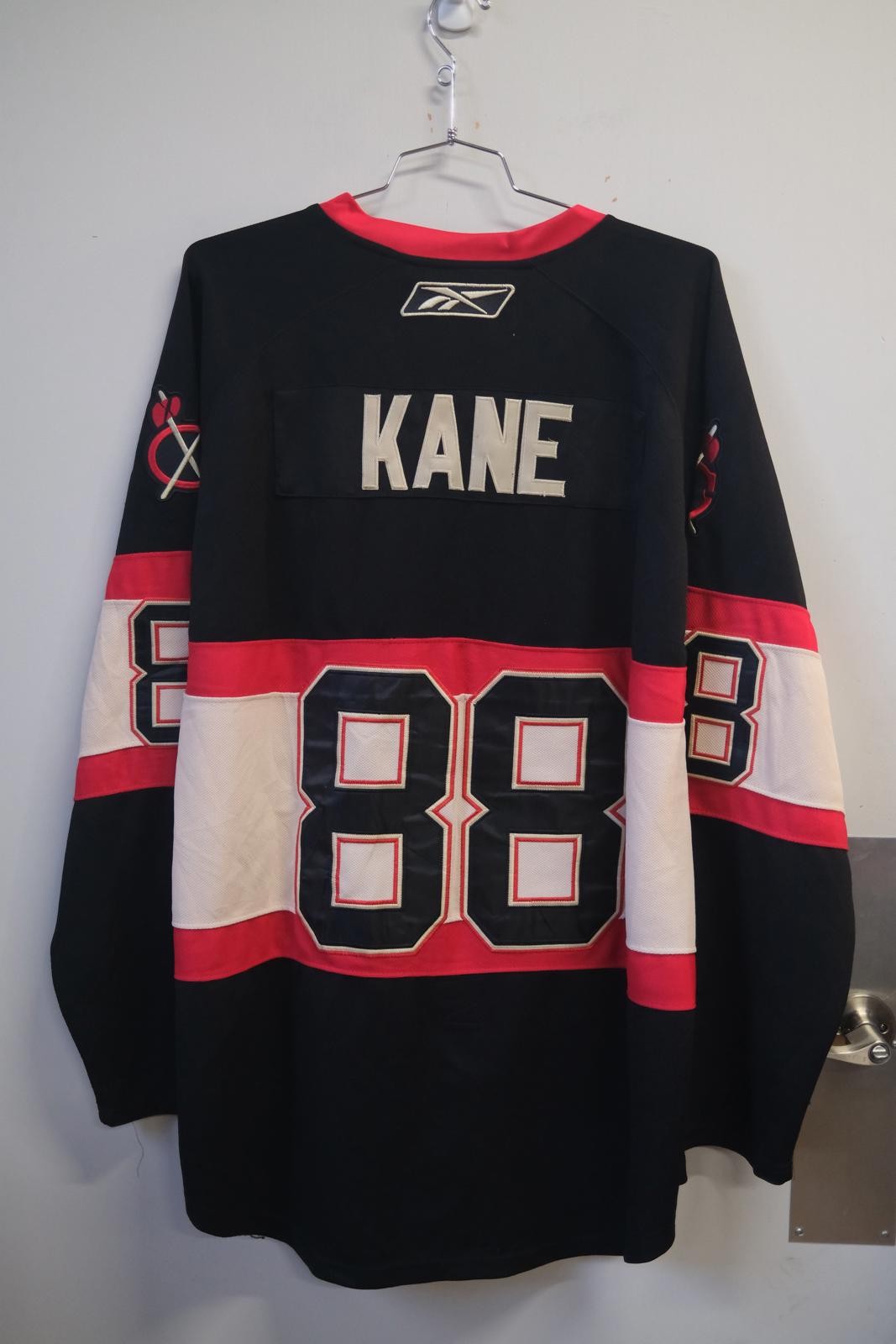 09′ Reebok Chicago Blackhawks Hockey Jersey