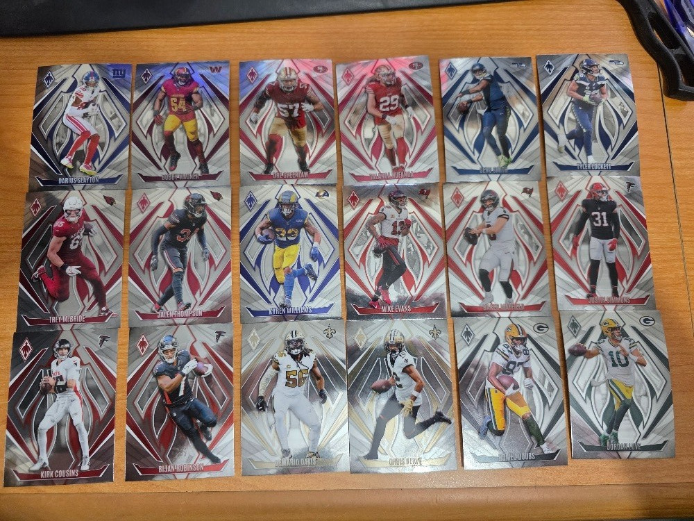 2024 Panini Phoenix NFL Football Trading Cards (LOT OF 43)