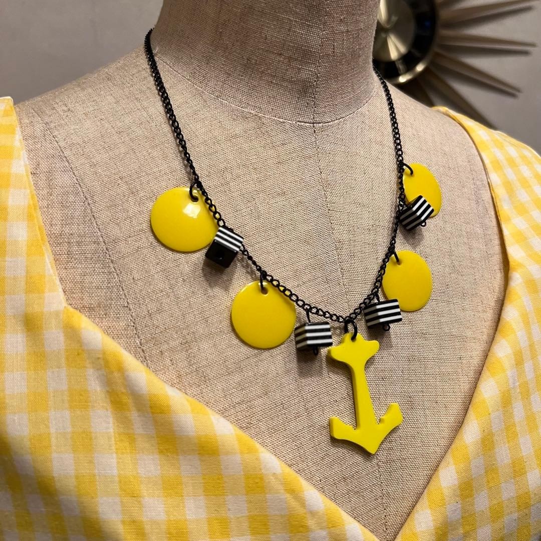 Marine 50s Sailor Yellow Jewelry 40s Anchor Vintage Summer Border Bakelite