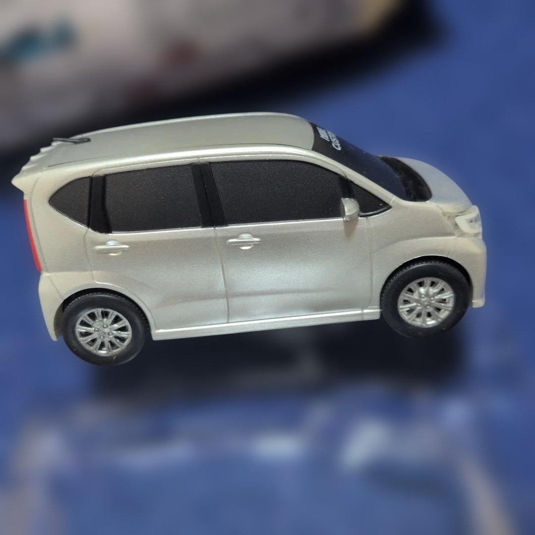 Daihatsu move custom pullback car