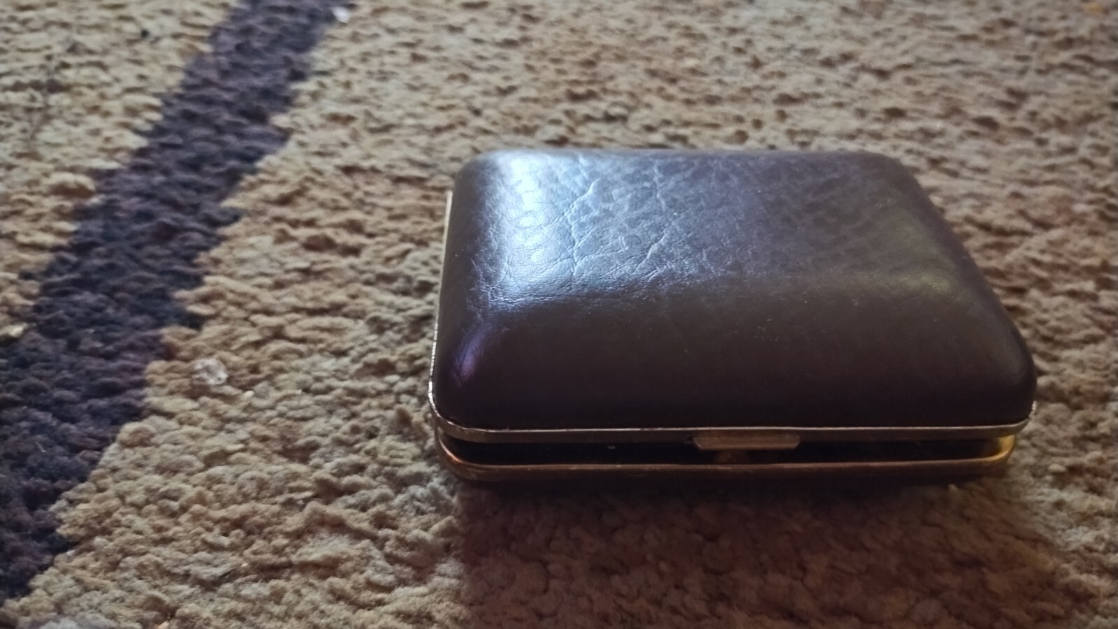 Vintage items for sale/Clocks/Cameras/Portable Radio-Tvs