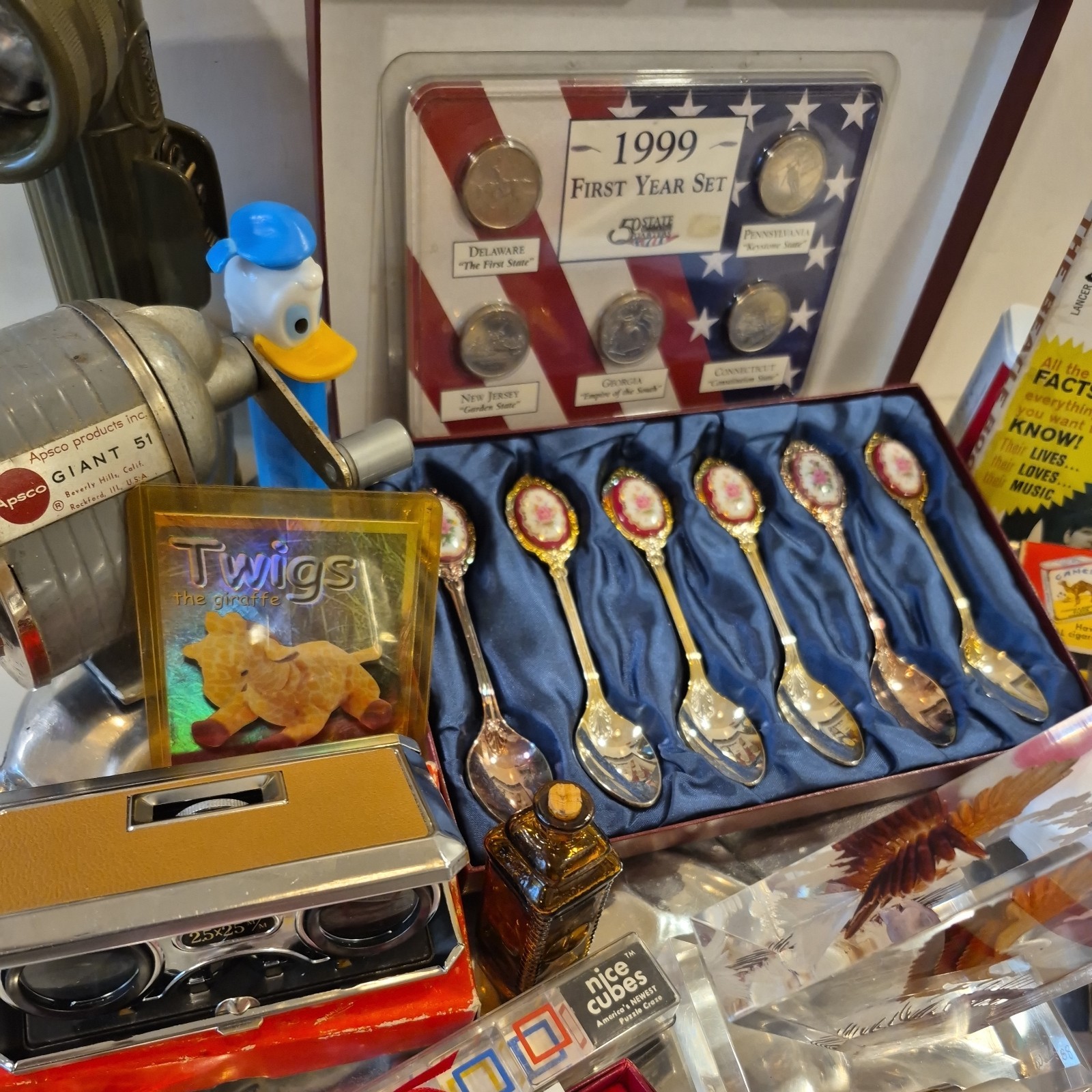 VINTAGE JUNK DRAWER AND 90% SILVER CIRCULATED COIN LOT