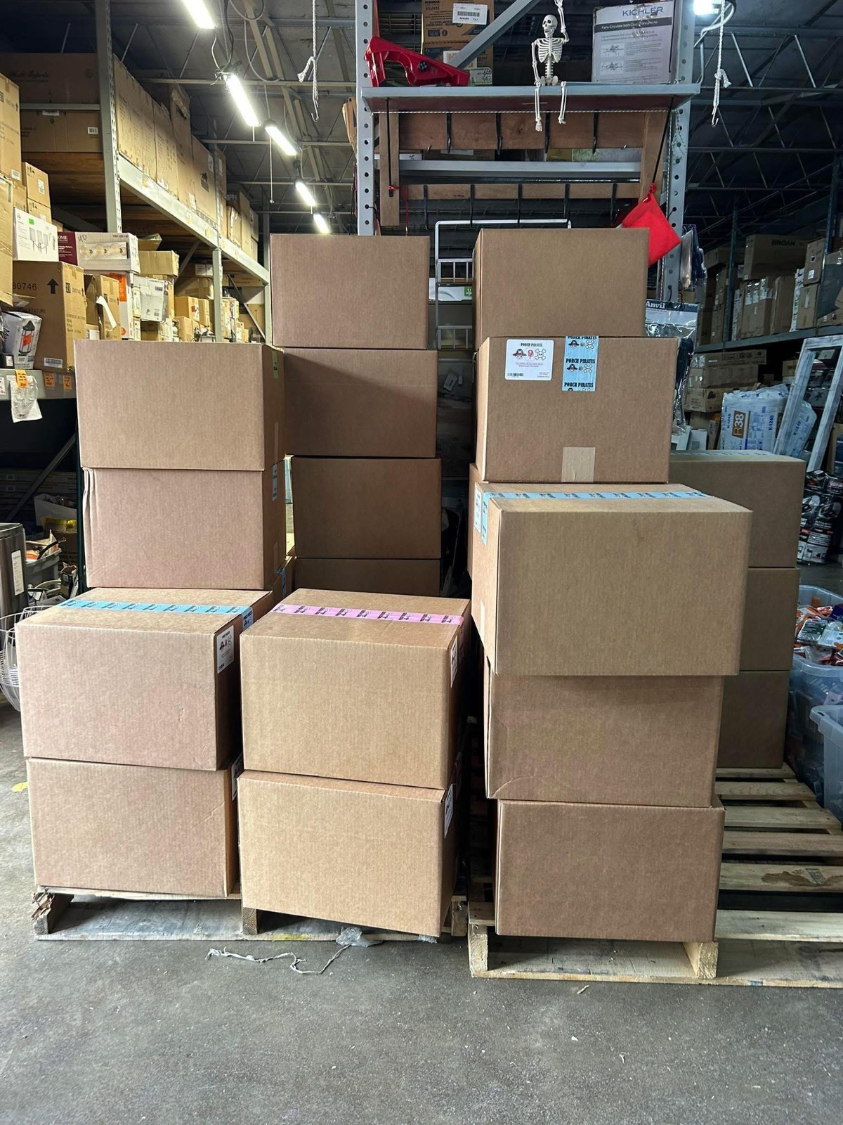 Assorted Goods Lot – Retail Bundle Box