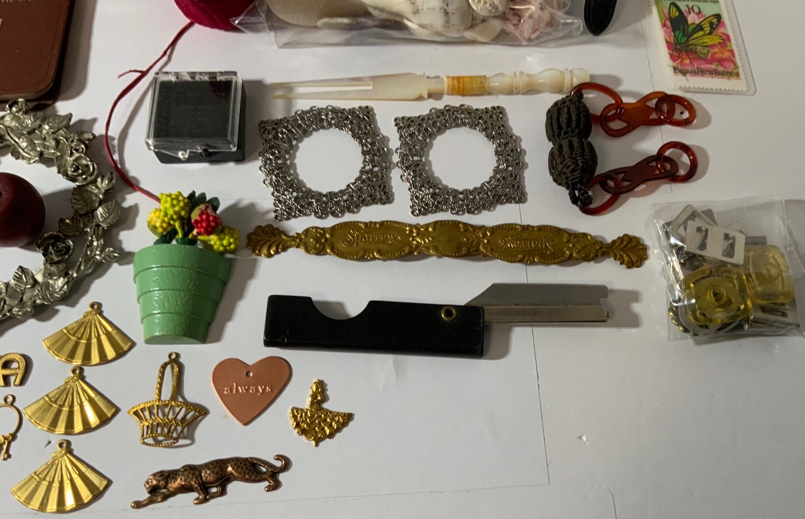 VTG Junk Drawer Lot Assemblage Art Mixed Media Crafts 2.5# Metal Seashells Glass