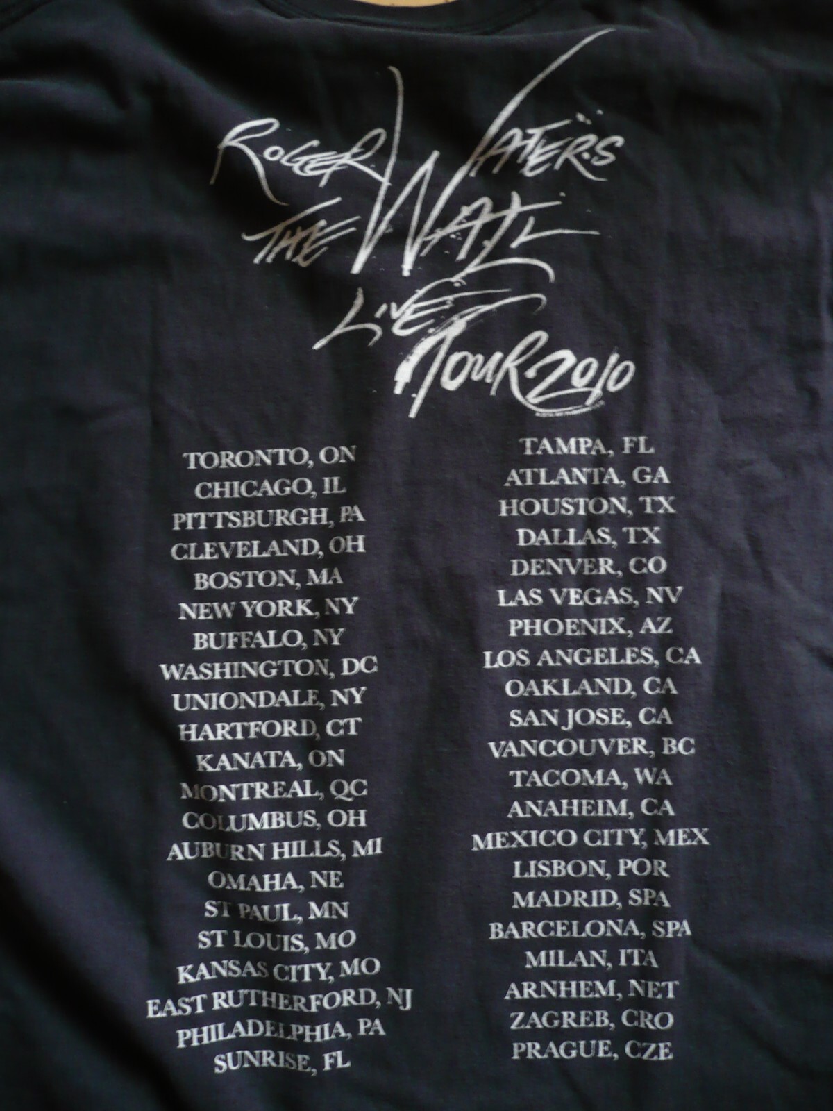 ROGER WATERS THE WALL Tee T-shirt BLACK, SIZE XL ROCK POP BAND SHIRT, PINK FLOYD