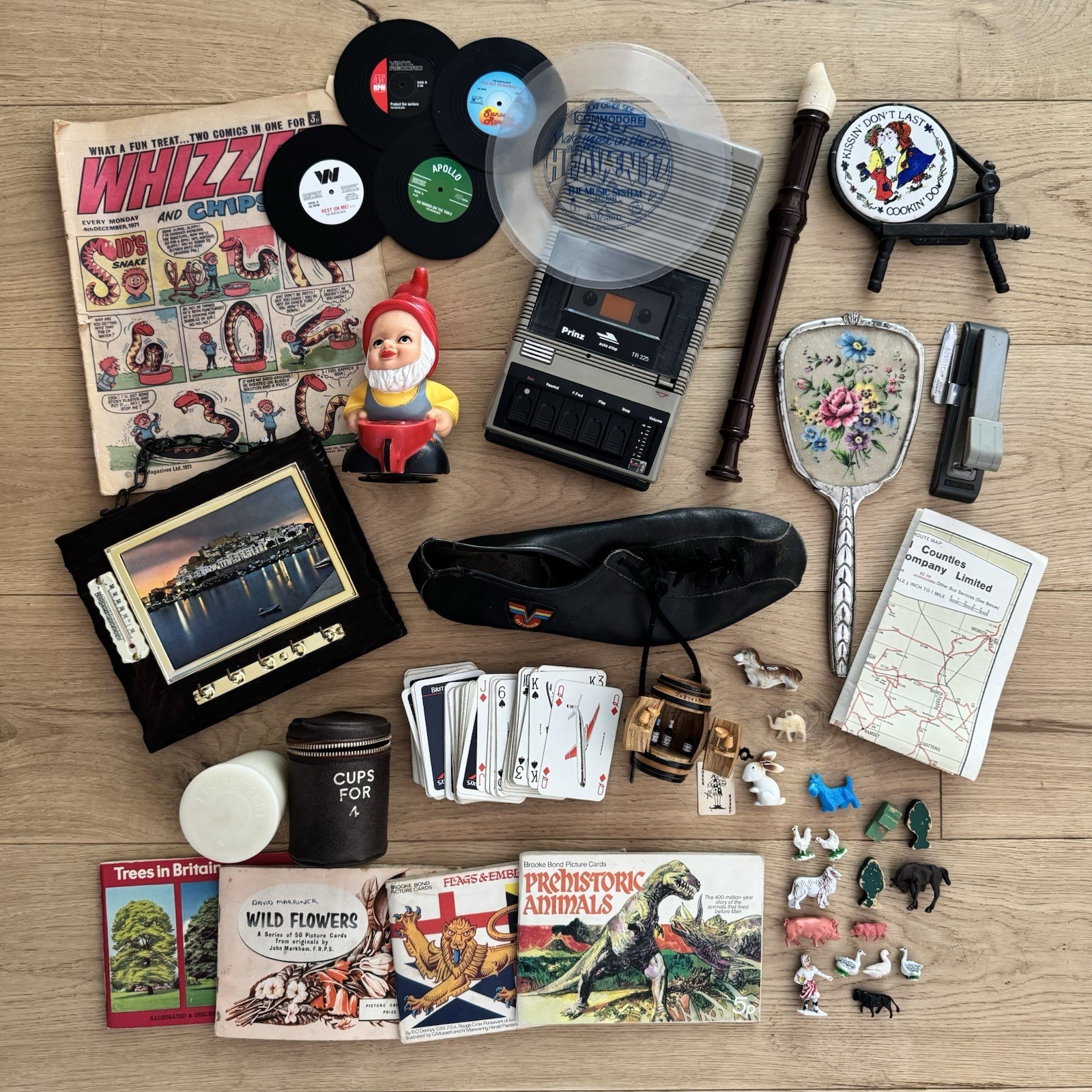 Vintage Curios Collectables Assorted Tape Recorder Hand-held Mirror Cups A/F