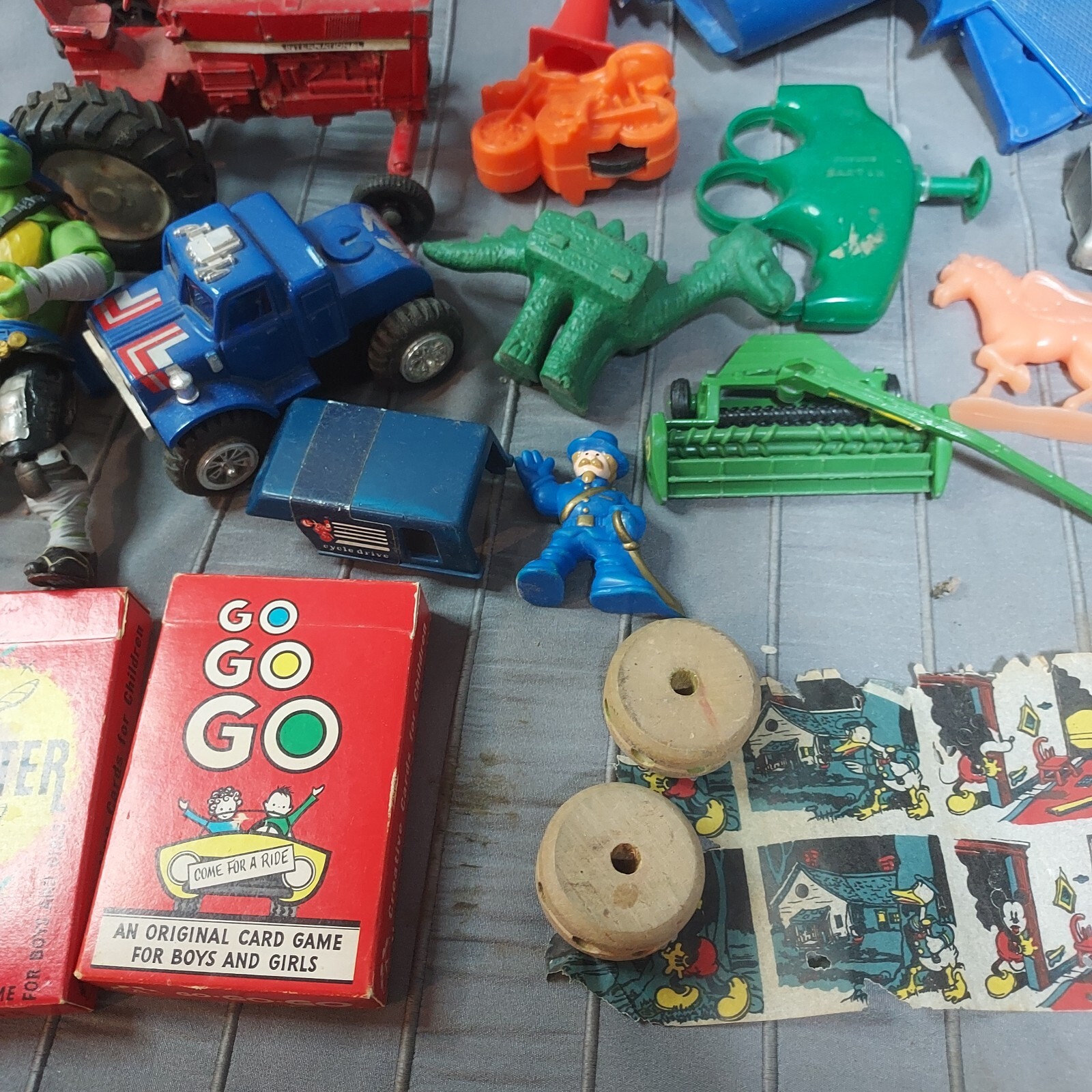 Junk Drawer Lot Toys Vintage Original Bubble Gun Cards Truck Action Figure